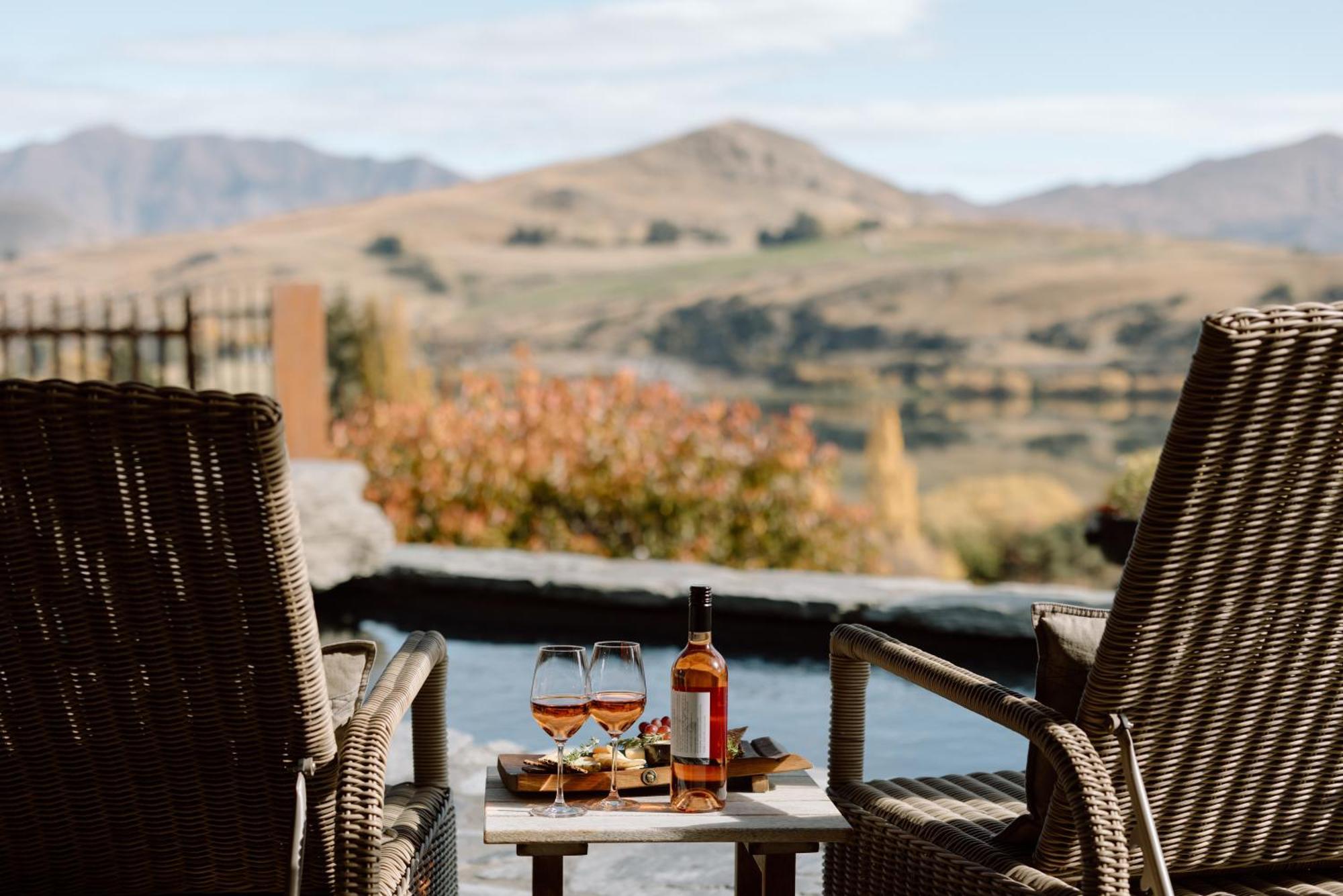 Stoneridge Estate Hotel Куийнстаун Екстериор снимка