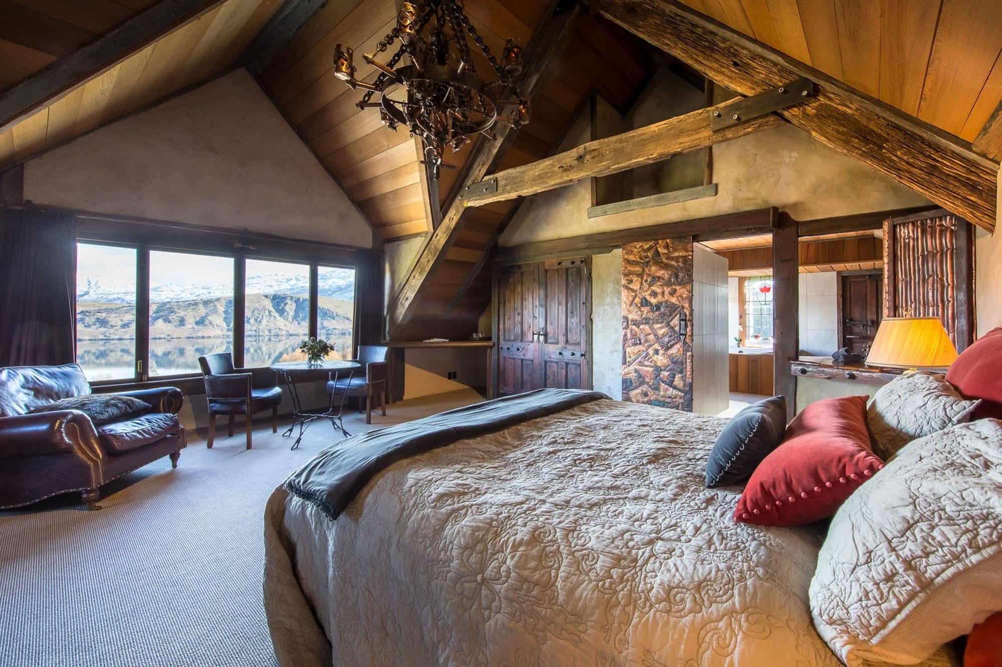 Stoneridge Estate Hotel Куийнстаун Екстериор снимка