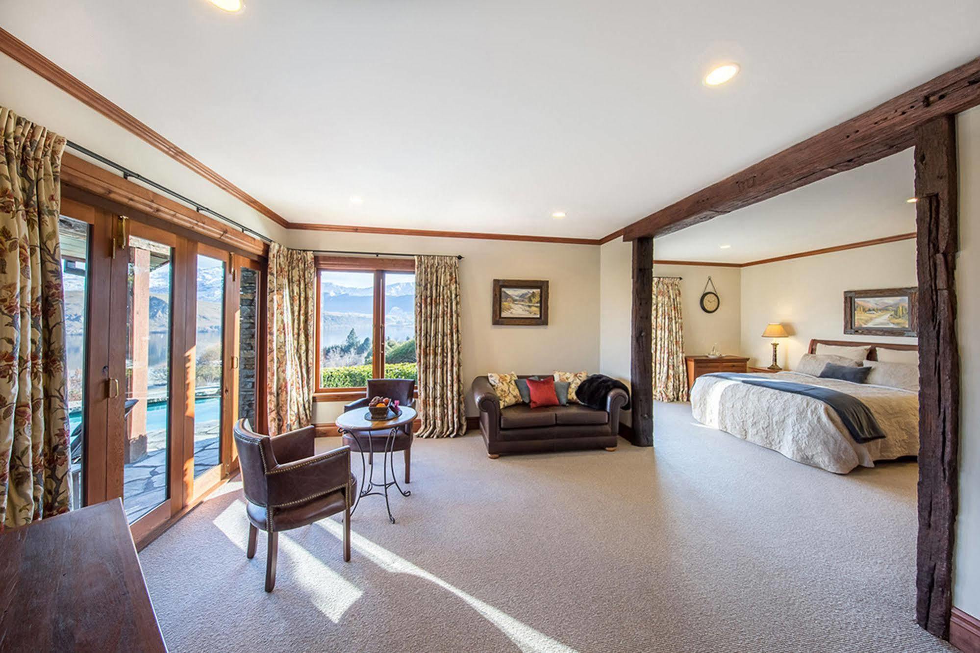 Stoneridge Estate Hotel Куийнстаун Екстериор снимка